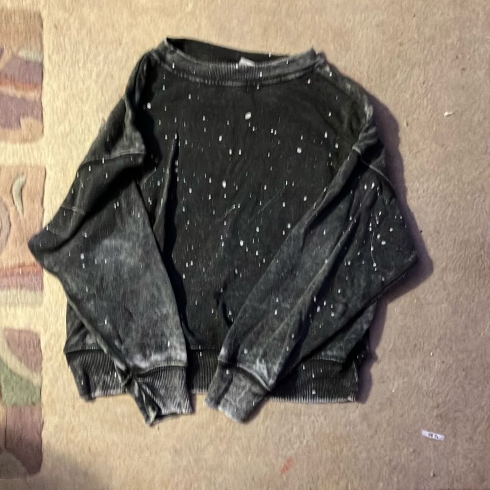 Dark grey and white sweatshirt xs women’s